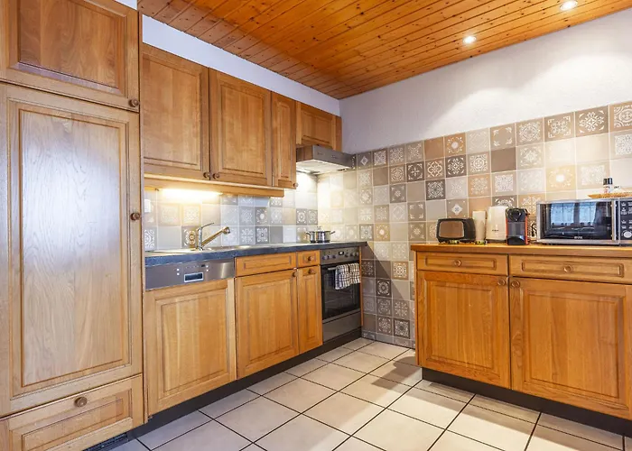 公寓 La Tour D'antheme By Interhome